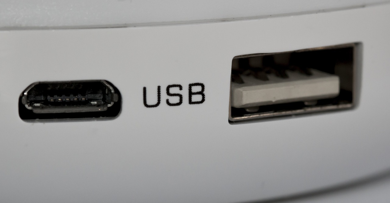 雷凌车型USB Type-C接口，技术革新与智能化生活的融合典范